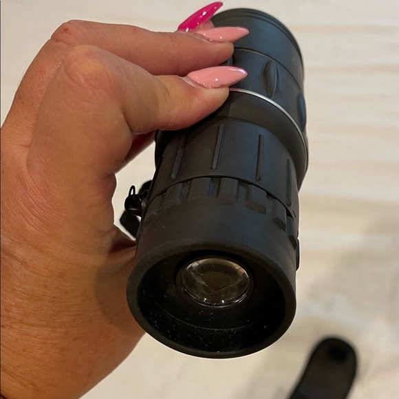 Monocular - Picture 3 of 4